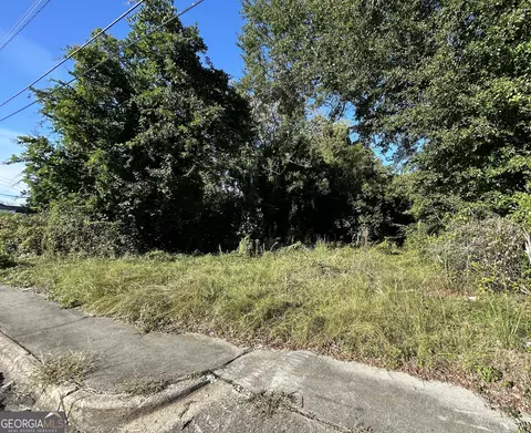 734 Fort Hill St, Macon, GA 31217