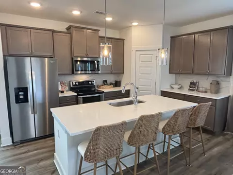 Kitchen - 2103 Breamore Dr, Covington, GA 30016 photo 2 of 2