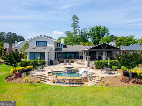 109 Lakeview Ct, Milledgeville, GA 31061