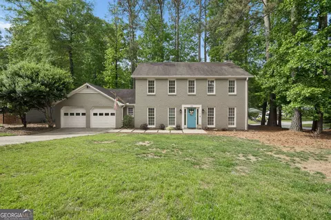 105 Sweetwood Way, Roswell, GA 30076