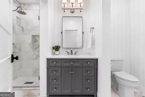 Bath - 6438 E Cherokee Dr, Canton, GA 30115 photo 1 of 11