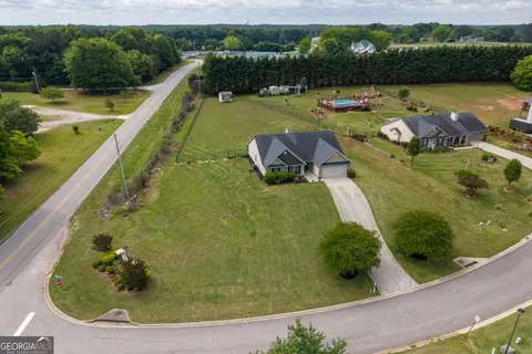 View/Area - 802 Brandon Dr, Winder, GA 30680 photo 1 of 4