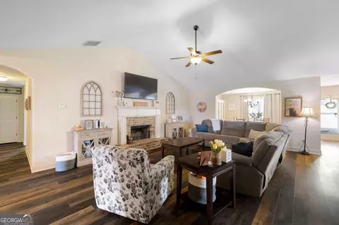 Other - 802 Brandon Dr, Winder, GA 30680 photo 2 of 12