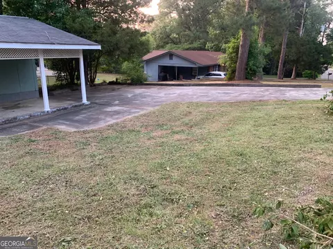 Exterior - 201 Davis Dr, Centerville, GA 31028 photo 4 of 4