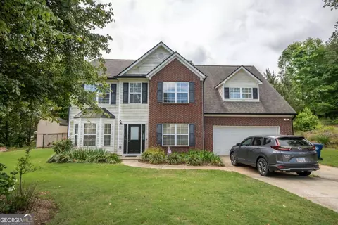 421 Regan Dr, Winder, GA 30680