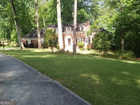 3499 Prince George St, East Point, GA 30344