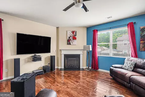 Living - 1989 Osprey Dr, Hampton, GA 30228 photo 1 of 1