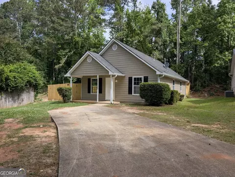 166 Crystal Brk, Griffin, GA 30223