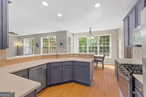 Kitchen - 243 Ribbon Leaf Vw, Suwanee, GA 30024 photo 1 of 8