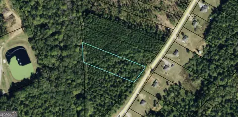 8 Hill St, Comer, GA 30629