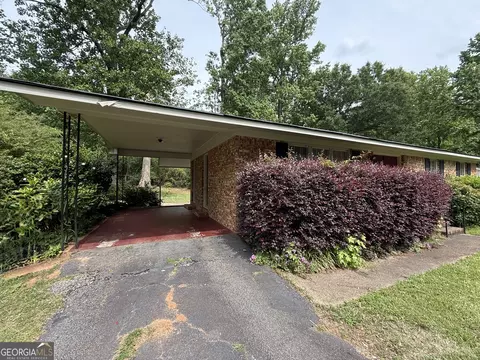Exterior - 133 Alton Dr, Lagrange, GA 30241 photo 1 of 13