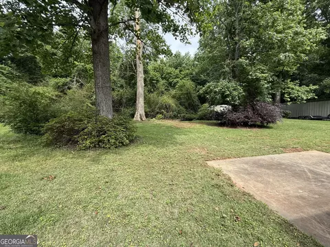 Exterior - 133 Alton Dr, Lagrange, GA 30241 photo 12 of 13