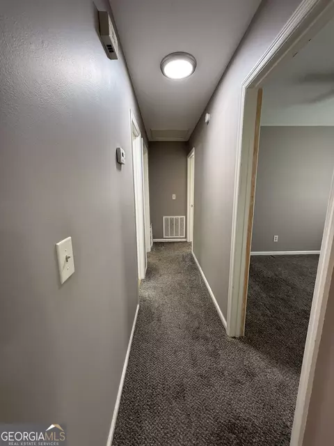 Entry Way - 133 Alton Dr, Lagrange, GA 30241 photo 1 of 1