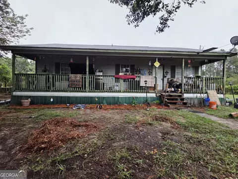 241 Mary M Bethune Dr, Folkston, GA 31537