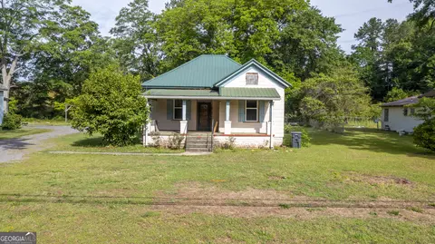 4 Johnson Ave, Manchester, GA 31816