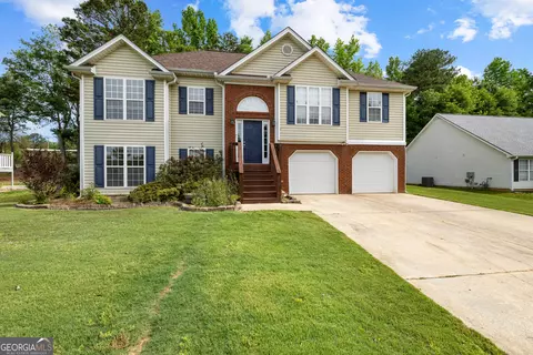 205 Clarion Dr, Carrollton, GA 30116