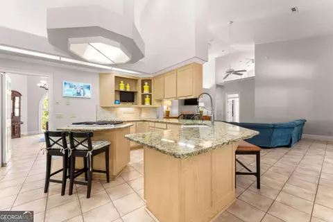Kitchen - 593 Cross Creek Dr, Toccoa, GA 30577 photo 3 of 6