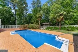 Exterior - 593 Cross Creek Dr, Toccoa, GA 30577 photo 6 of 13
