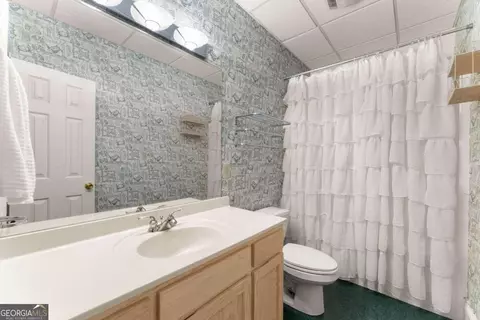 Bath - 593 Cross Creek Dr, Toccoa, GA 30577 photo 6 of 6