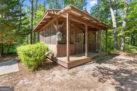 Exterior - 593 Cross Creek Dr, Toccoa, GA 30577 photo 9 of 13