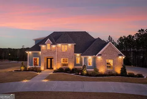 61 Forest Berry Ct, Newnan, GA 30265
