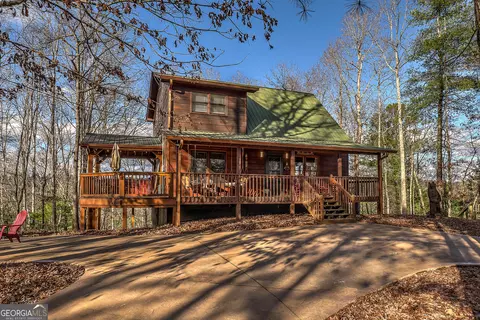 403 Gunite Cir, Ellijay, GA 30540