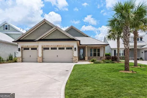 237 Jake Colton Dr, Kingsland, GA 31548