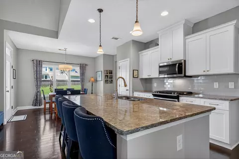 Kitchen - 206 Lagoon St #176, Lagrange, GA 30241 photo 1 of 6