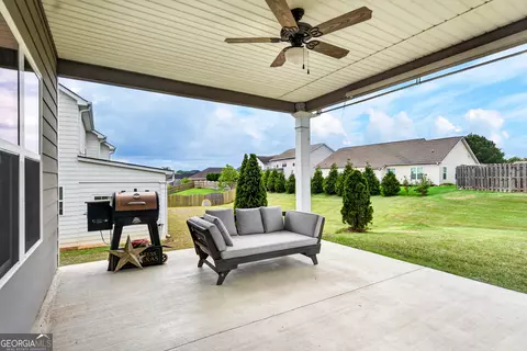 Exterior - 206 Lagoon St #176, Lagrange, GA 30241 photo 3 of 10