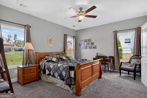 Bedroom - 206 Lagoon St #176, Lagrange, GA 30241 photo 2 of 7