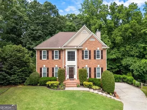 450 Dunhill View Ct, Alpharetta, GA 30005