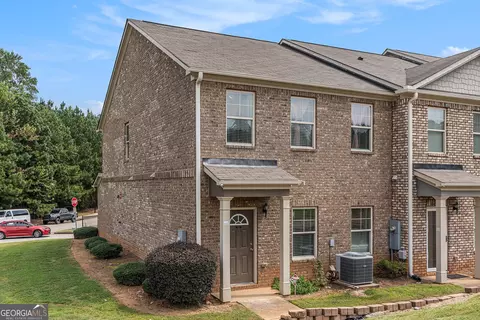 7442 Pine Brook Rd, Stockbridge, GA 30281