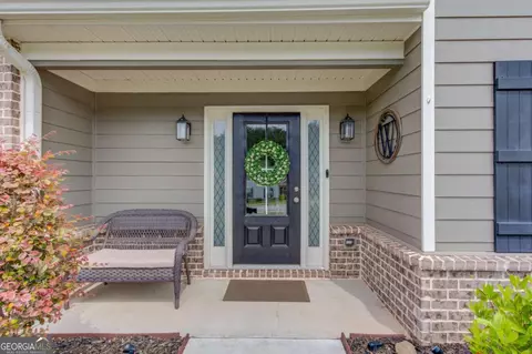 Exterior - 242 Lokeys Cir, Bethlehem, GA 30620 photo 2 of 12