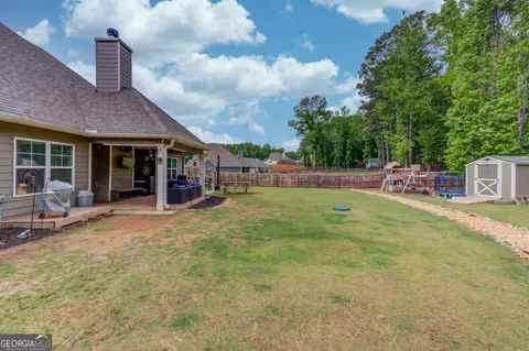 Exterior - 242 Lokeys Cir, Bethlehem, GA 30620 photo 11 of 12