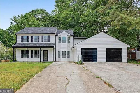 609 Woodknoll Ct, Jonesboro, GA 30238