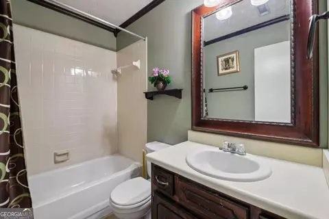 Bath - 1318 Panhandle Way, Hampton, GA 30228 photo 2 of 2