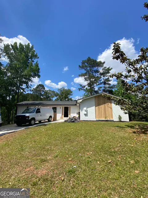 1988 Calvary Hill Ct SW, Marietta, GA 30008