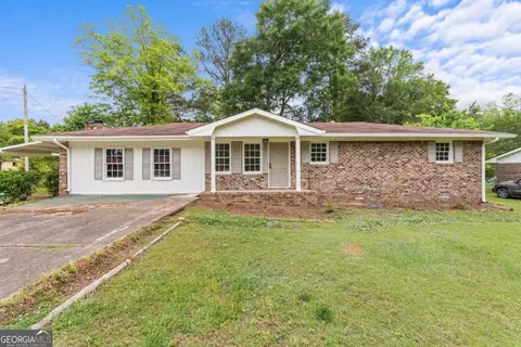 122 Carroll Cir, Carrollton, GA 30117