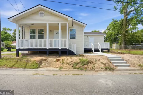 211 Jenks St, Savannah, GA 31415