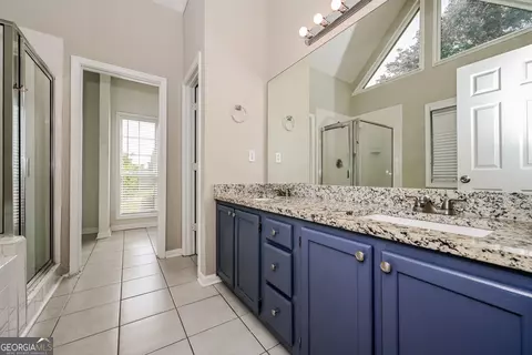 Bath - 107 Whiddon Dr, Mcdonough, GA 30253 photo 2 of 3