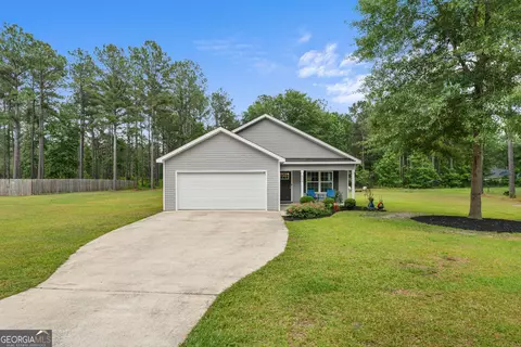 804 Bay Tree Ln, Statesboro, GA 30458