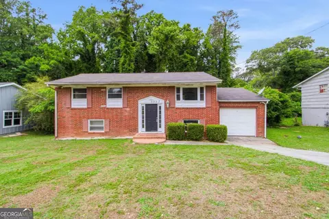 5957 Baywood Ln, Riverdale, GA 30296
