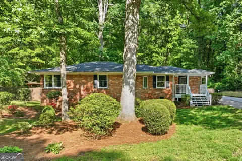 2109 Shady Ln, Tucker, GA 30084
