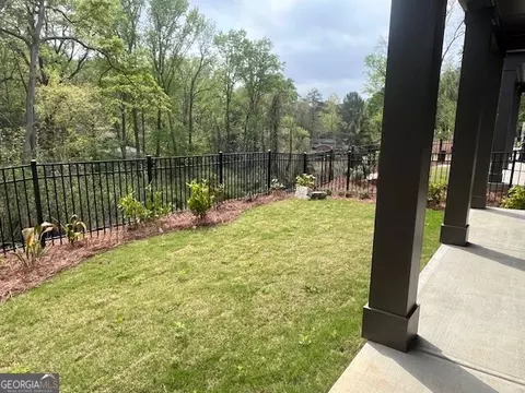 3932 Calm Ct, Chamblee, GA 30341 photo 5