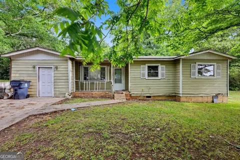 700 Griffin St, Grantville, GA 30220