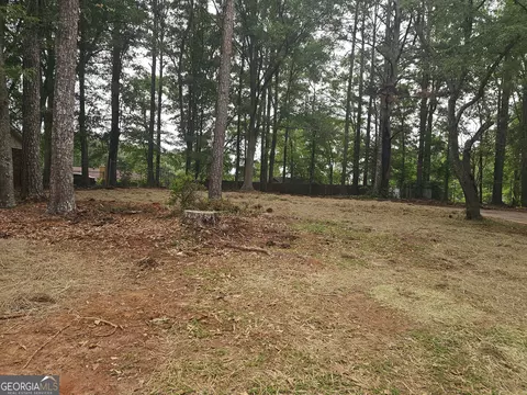 226 Hearthstone Dr, Lagrange, GA 30241