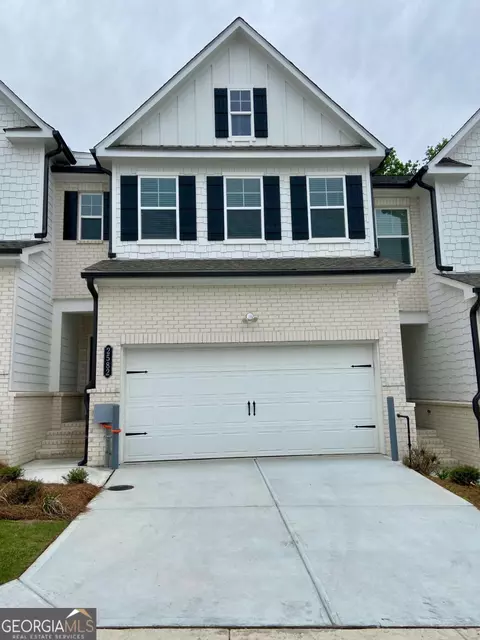 2582 Adventure Way, Doraville, GA 30360
