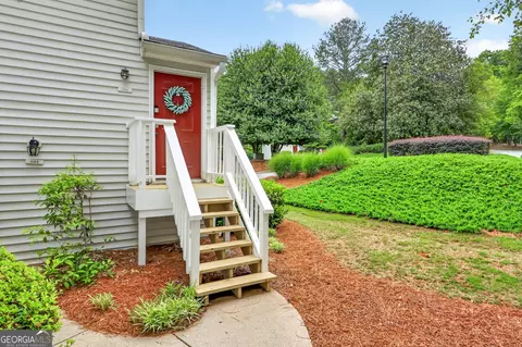 1106 Glenleaf Dr, Peachtree Corners, GA 30092