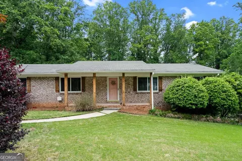 4212 Antler Trl SE, Smyrna, GA 30082