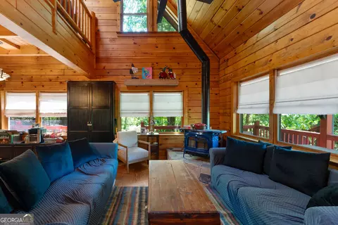 Living - 412 Indian Trl, Jasper, GA 30143 photo 2 of 5